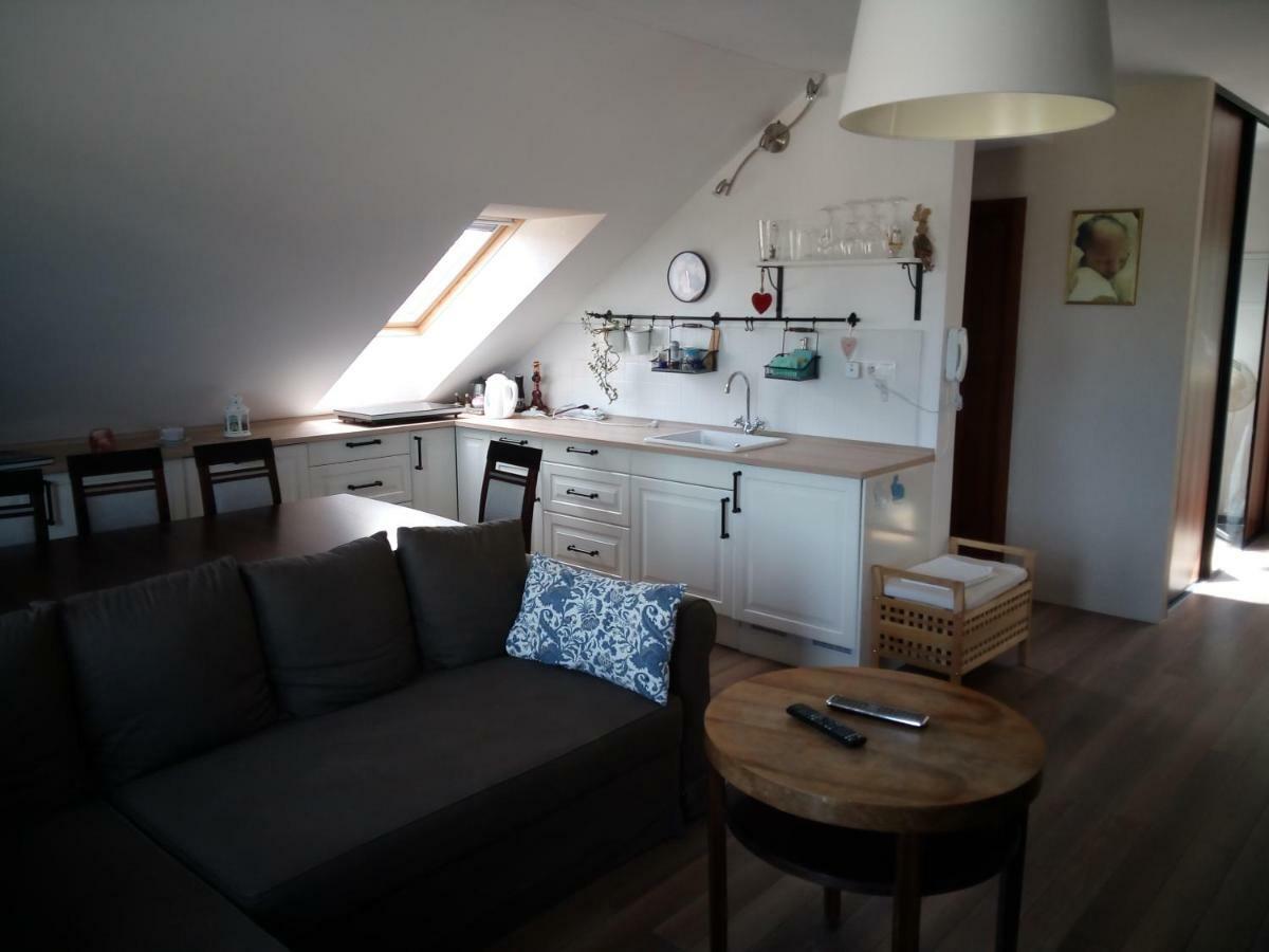 Walnut Apartment With Sauna And Pond Topoľčany 外观 照片