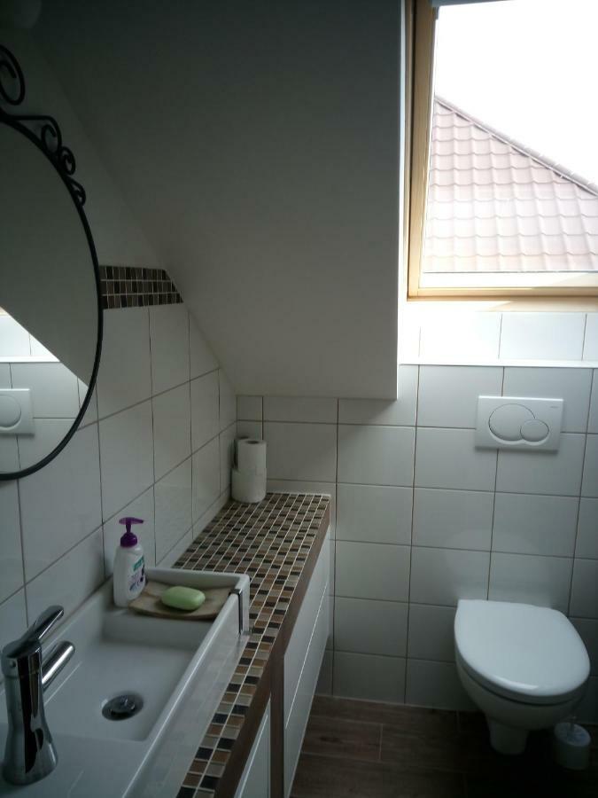 Walnut Apartment With Sauna And Pond Topoľčany 外观 照片